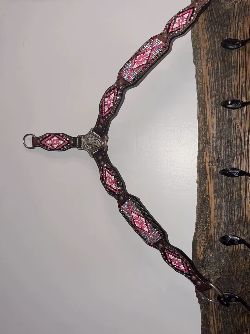 Blinged breast collar